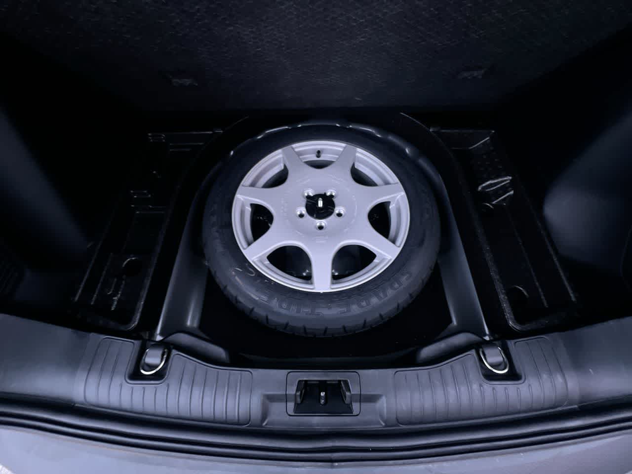 Thumbnail: 2021 Ford Escape - 26