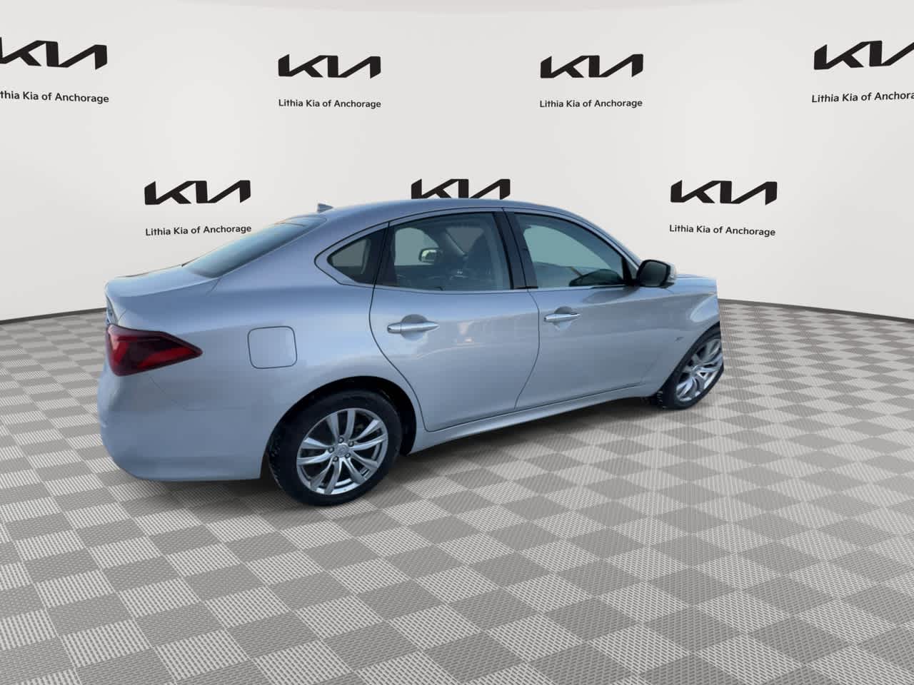 Thumbnail: 2019 INFINITI Q70 - 2