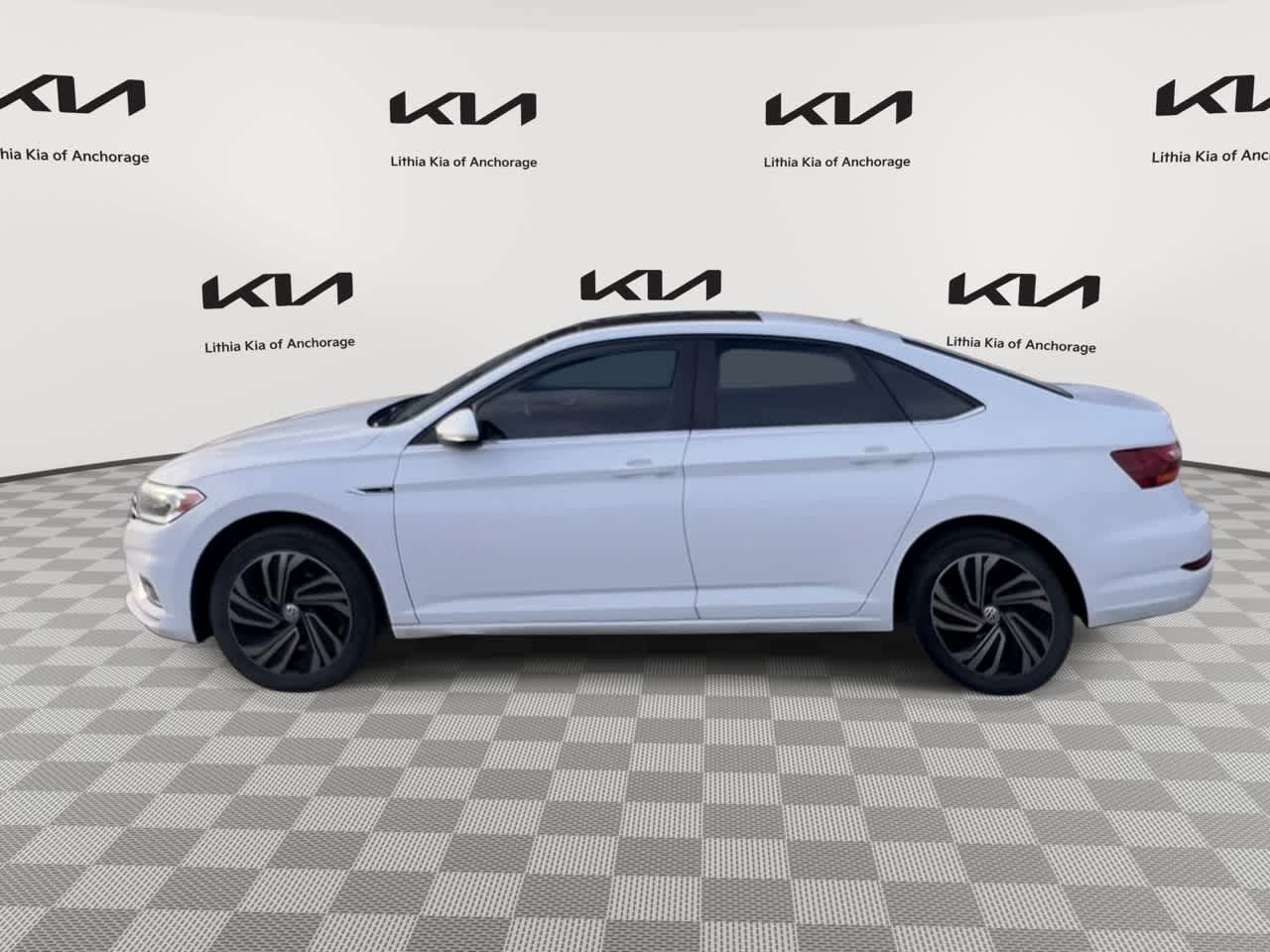 Thumbnail: 2019 Volkswagen Jetta - 5