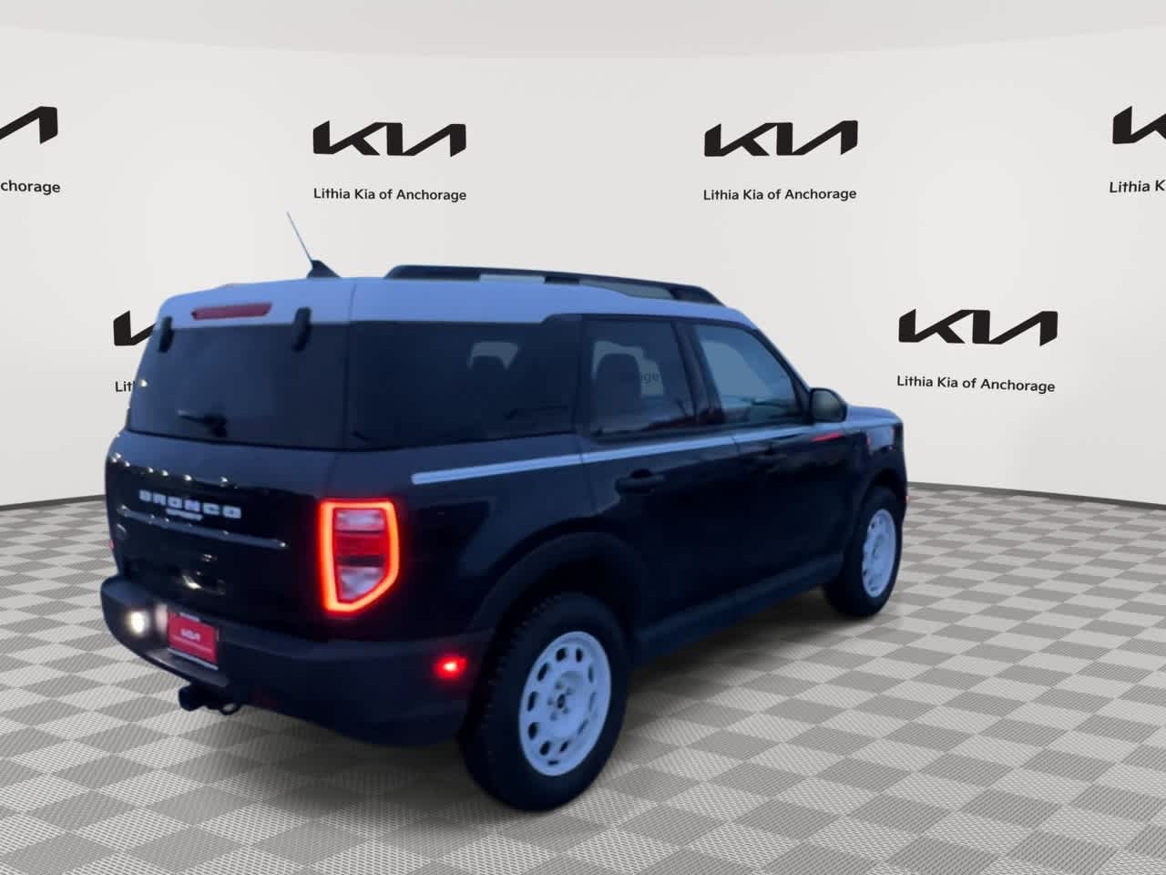 Thumbnail: 2023 Ford Bronco Sport - 8