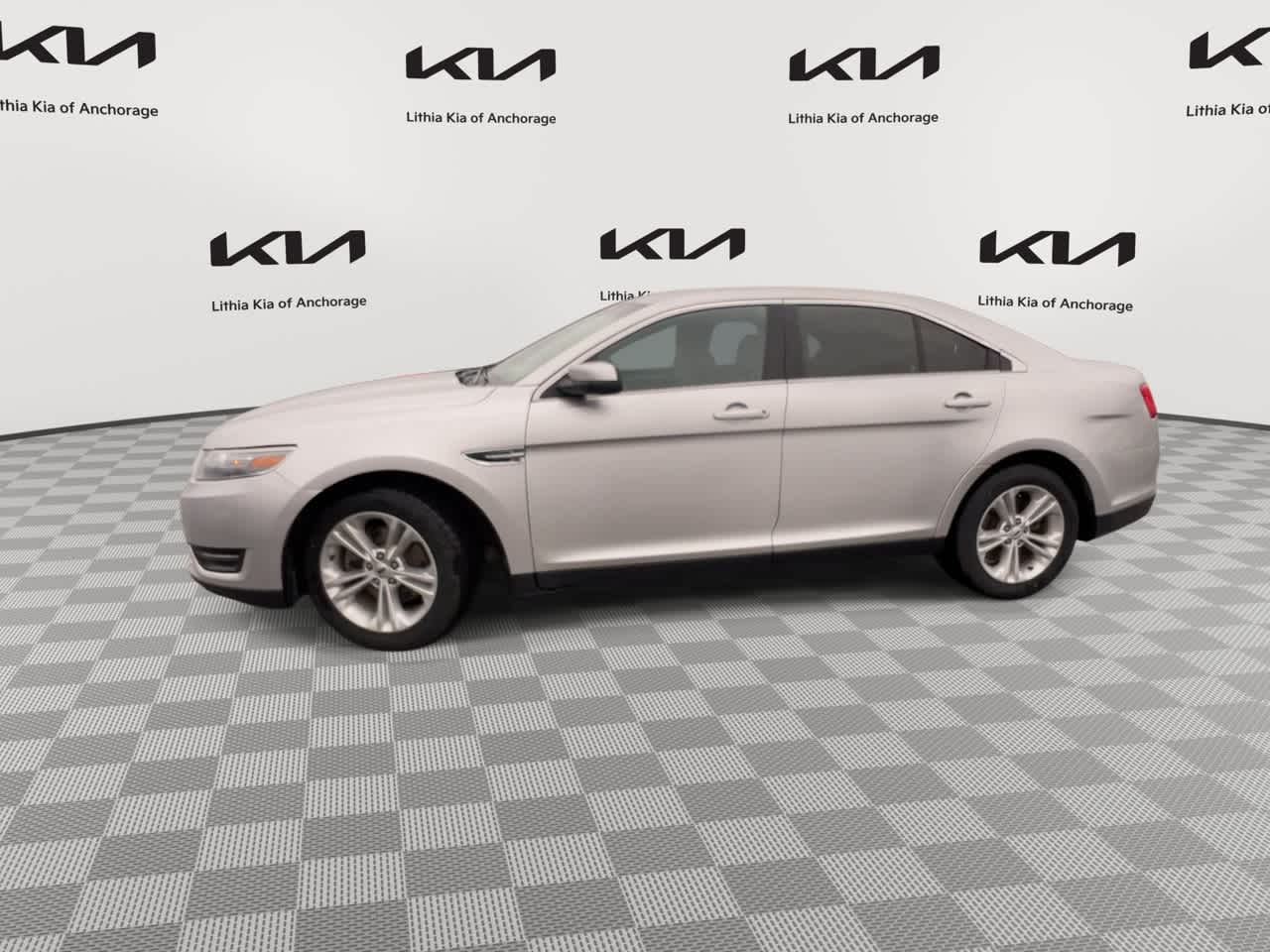 Thumbnail: 2013 Ford Taurus - 7