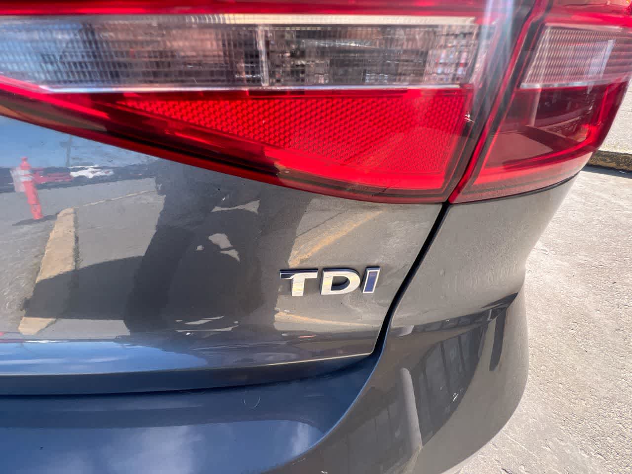 Thumbnail: 2015 Volkswagen Jetta - 27