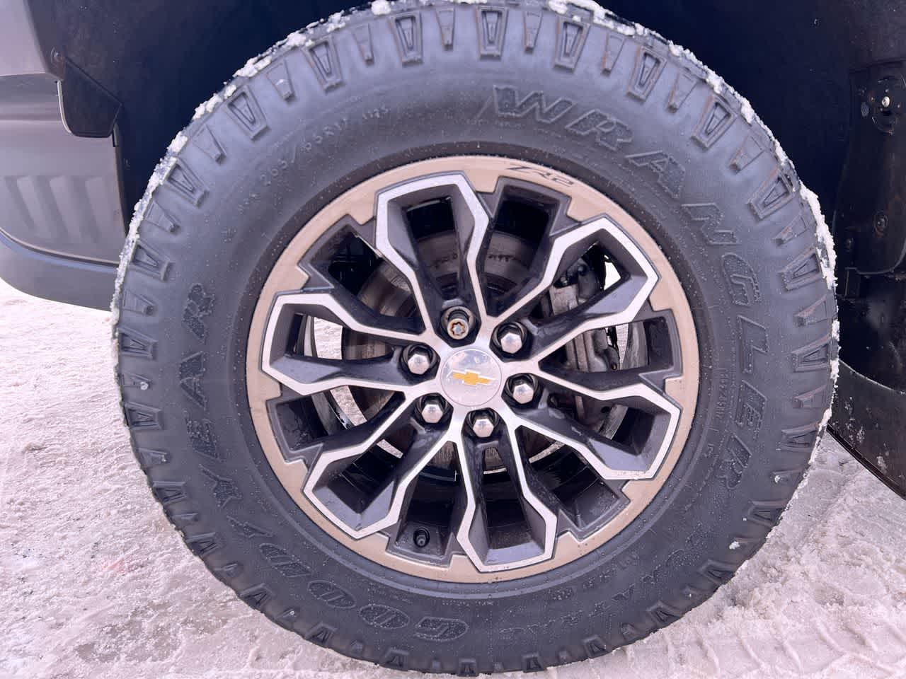 Thumbnail: 2020 Chevrolet Colorado - 18