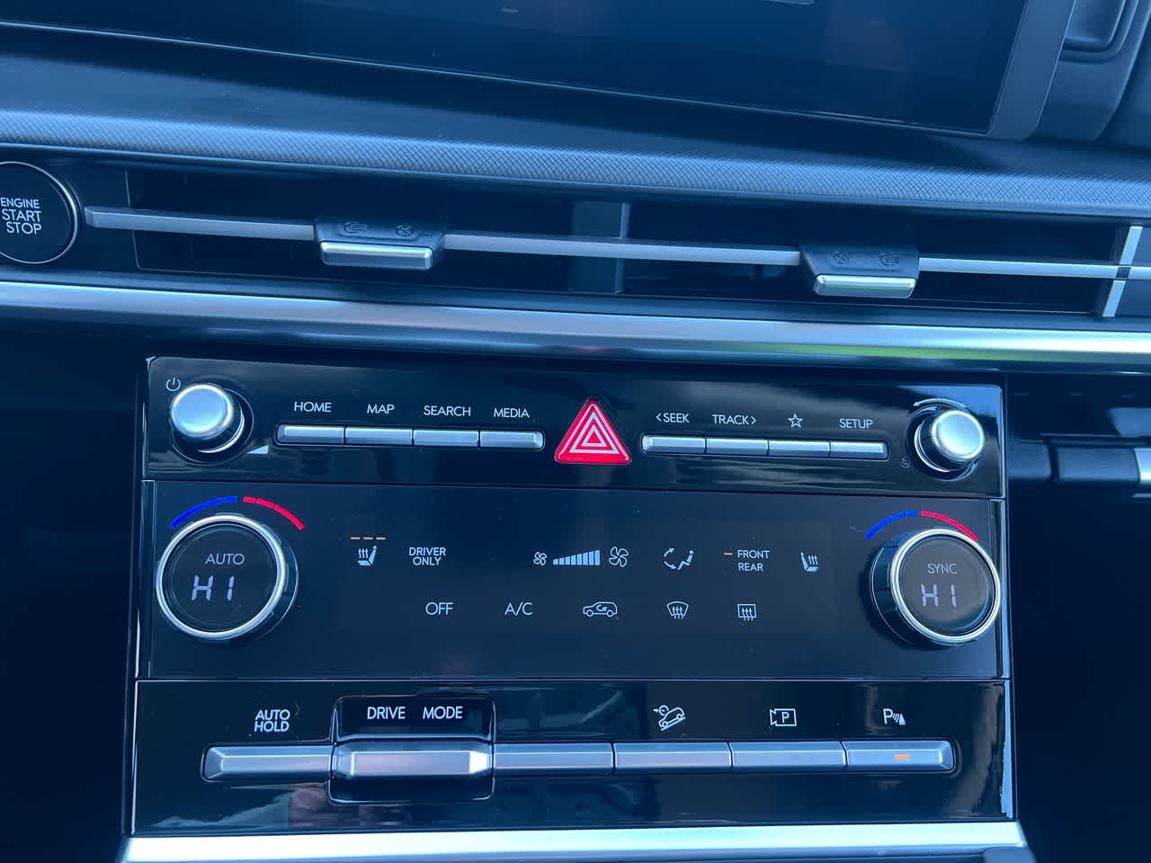 Thumbnail: 2025 Hyundai Santa Fe - 19