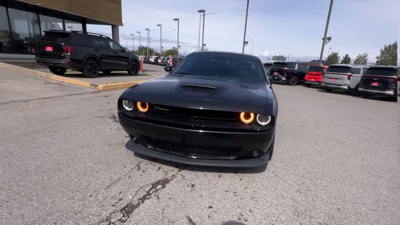 Thumbnail: 2018 Dodge Challenger - 3