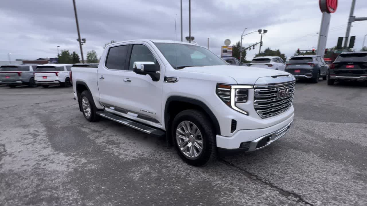 Thumbnail: 2023 GMC Sierra 1500 - 2