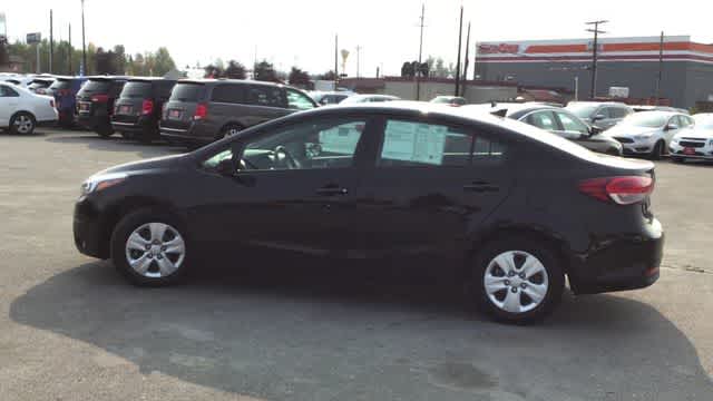 Thumbnail: 2018 Kia Forte - 6