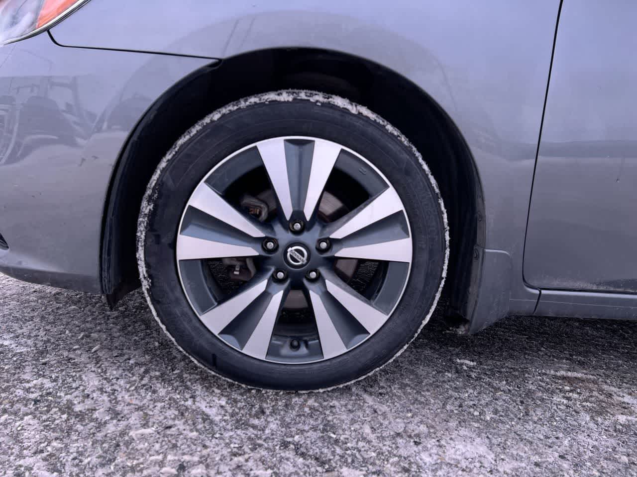 Thumbnail: 2019 Nissan Sentra - 2