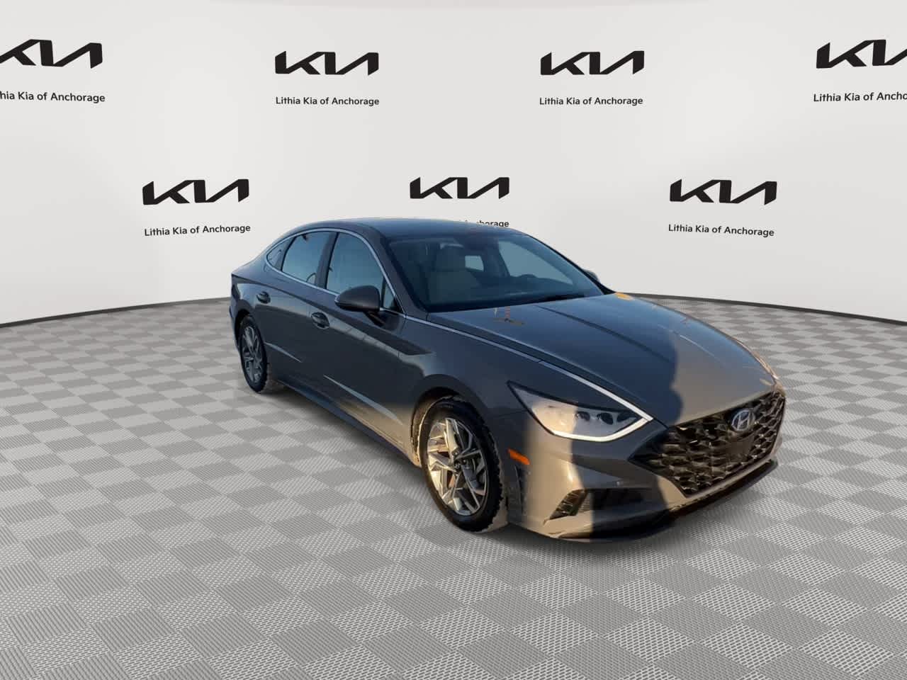 Thumbnail: 2023 Hyundai Sonata - 2