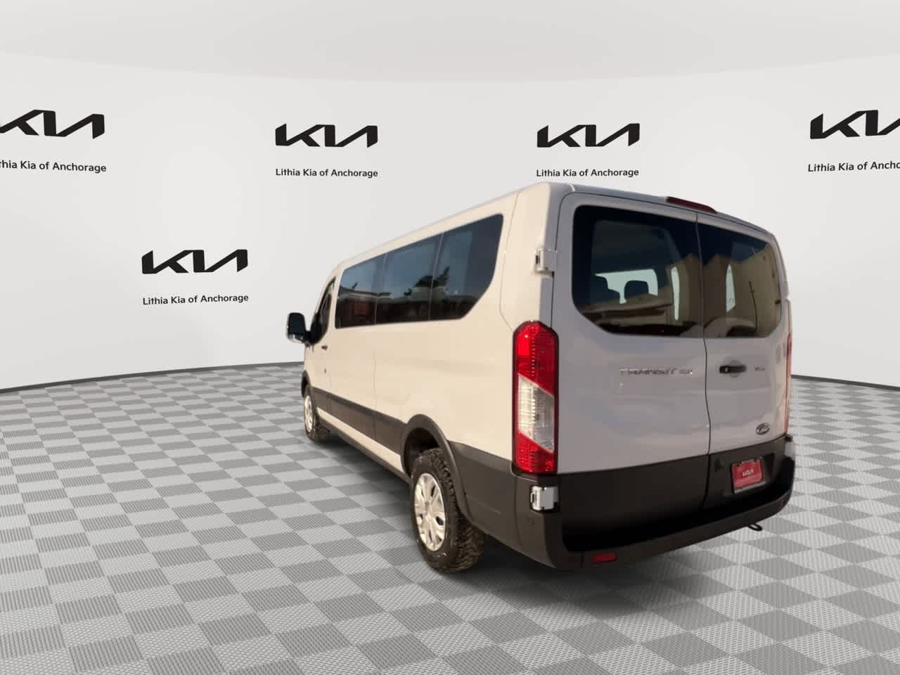 Thumbnail: 2023 Ford Econoline - 6