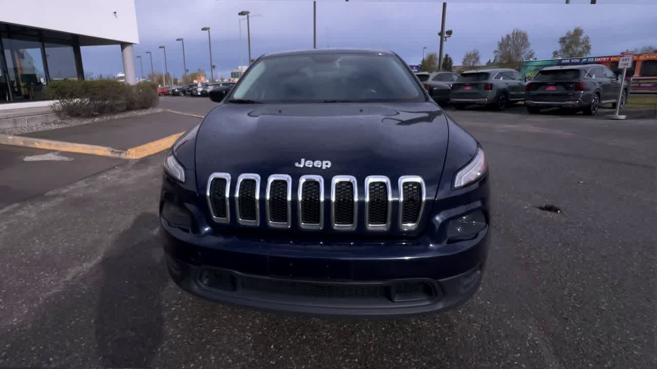 2015 Jeep Cherokee Sport 3