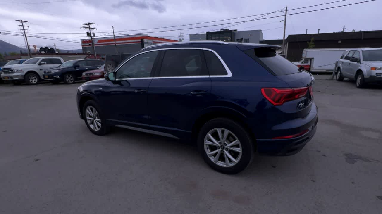 Thumbnail: 2023 Audi Q3 - 6
