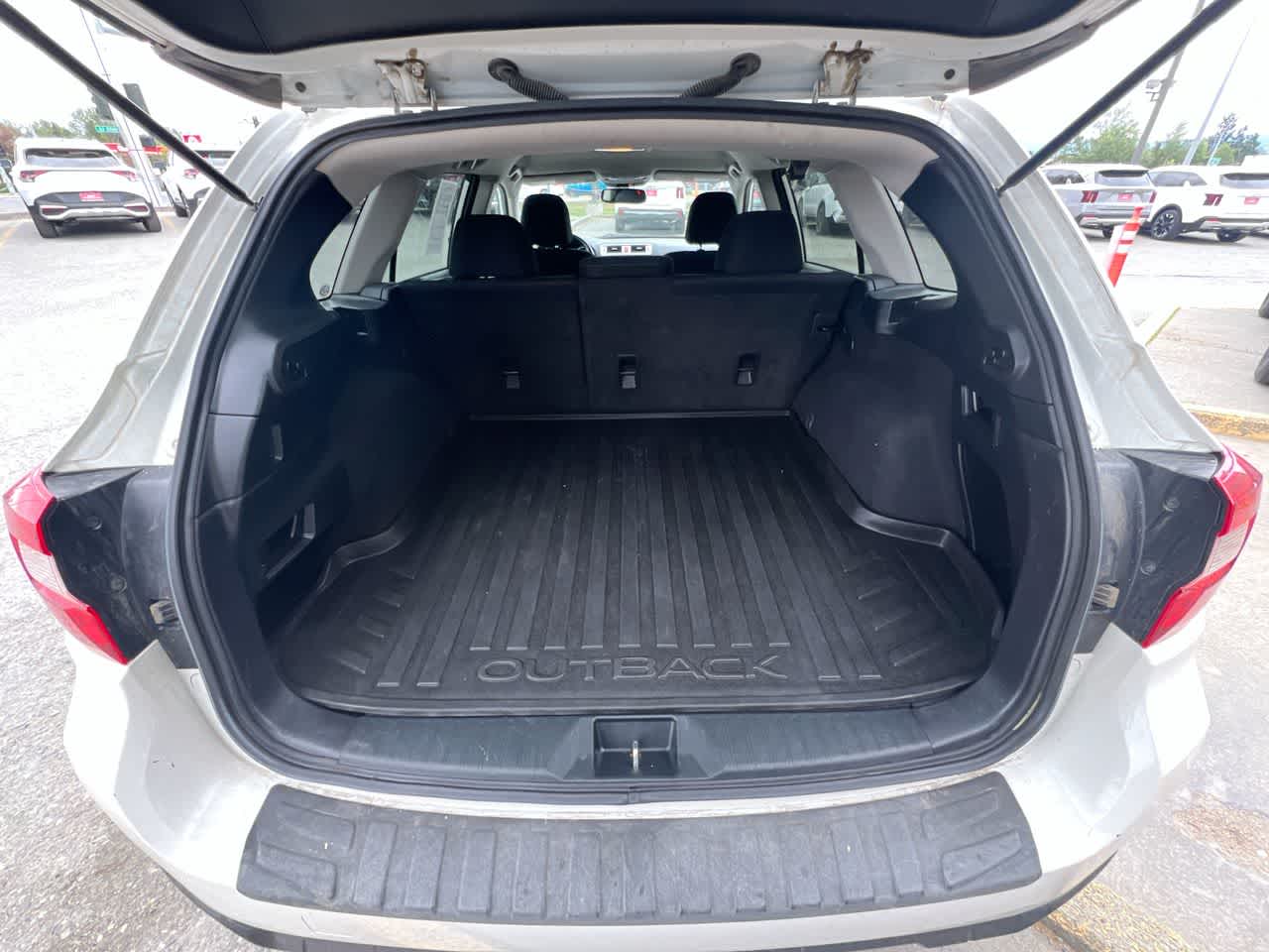 Thumbnail: 2015 Subaru Outback - 25