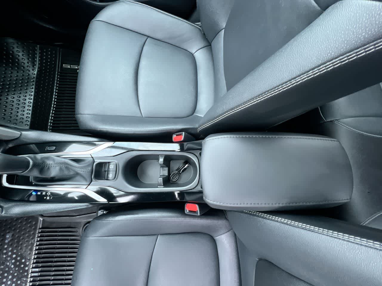 2023 Toyota Corolla Cross XLE 21