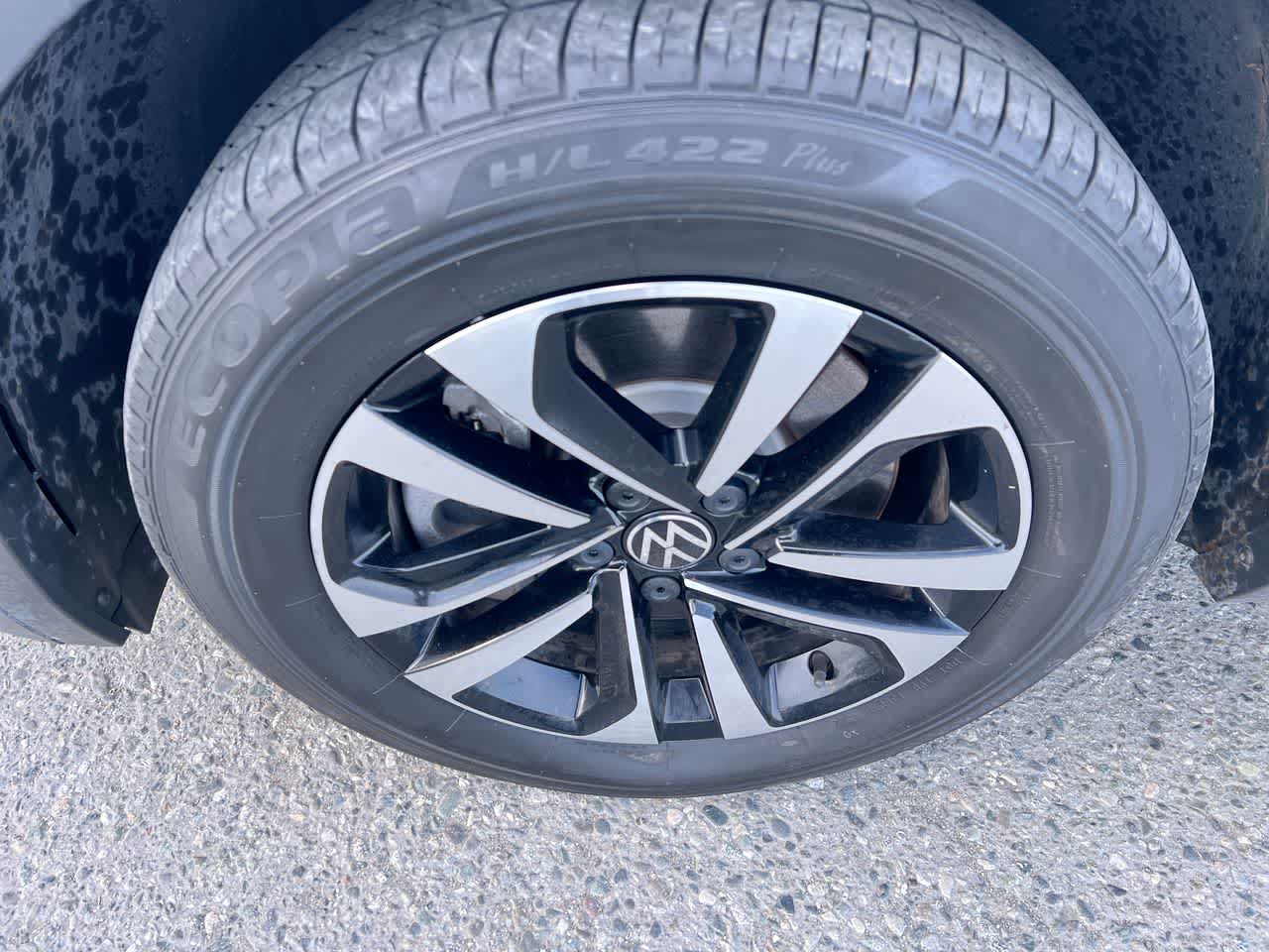 Thumbnail: 2023 Volkswagen Tiguan - 10