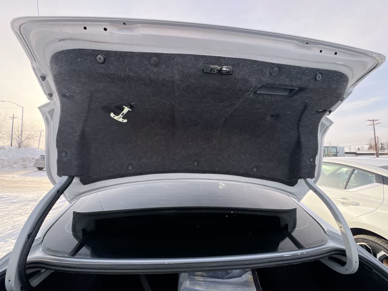 Thumbnail: 2017 Nissan Altima - 26