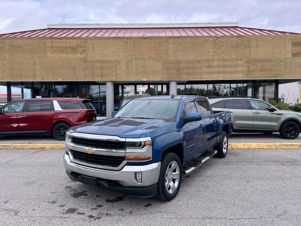 Thumbnail: 2018 Chevrolet Silverado 1500 - 1