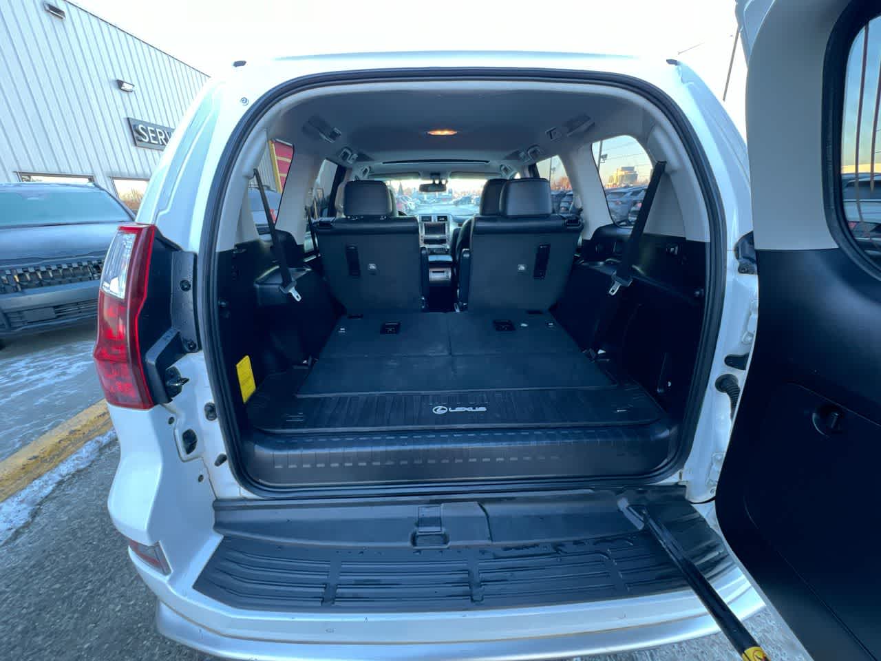 Thumbnail: 2019 Lexus GX - 26