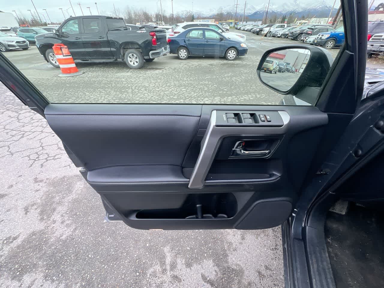 Thumbnail: 2024 Toyota 4Runner - 13