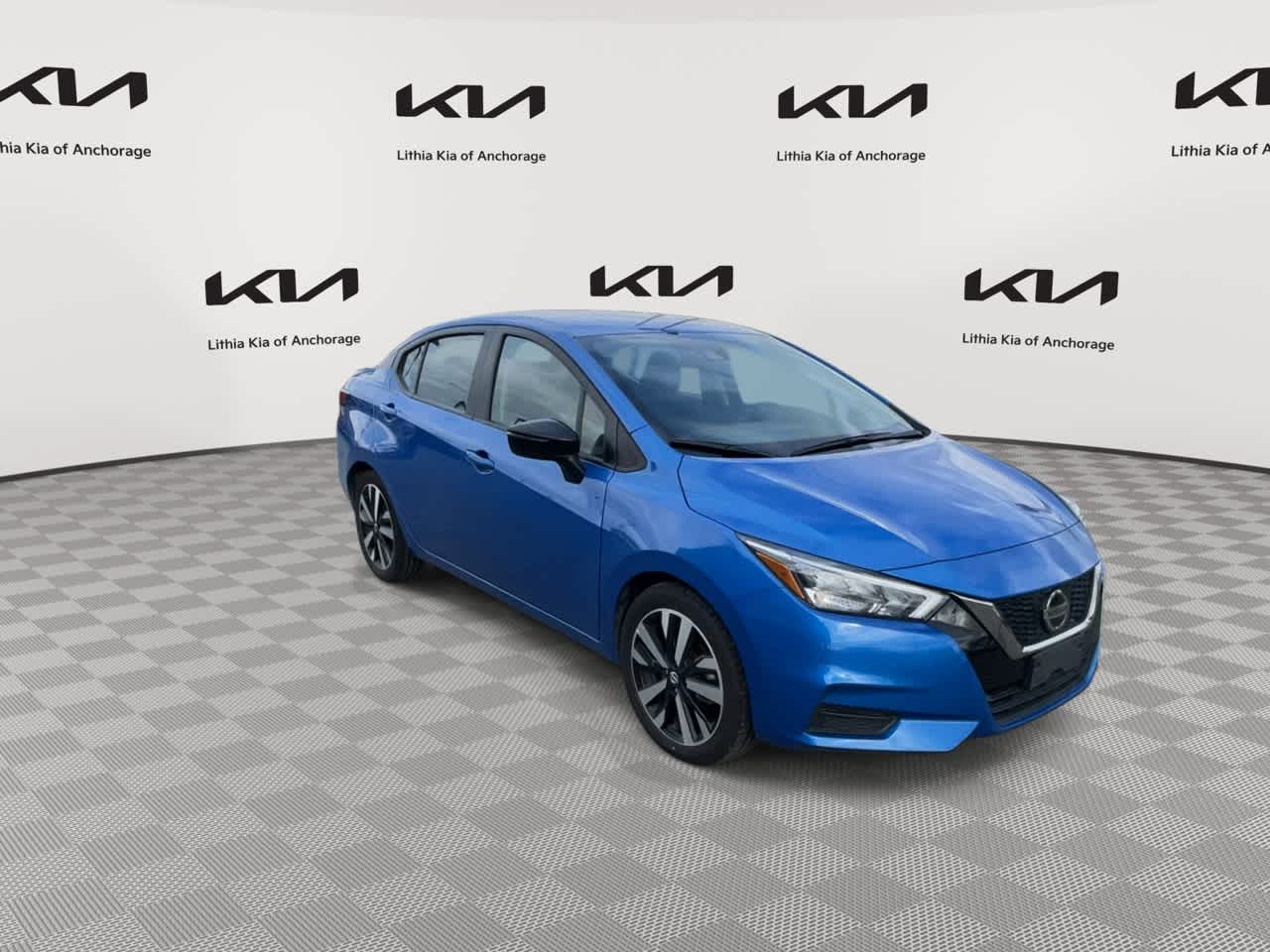 2022 Nissan Versa 1.6 SR photo 2