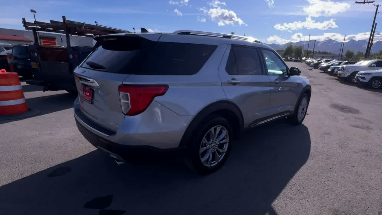 Thumbnail: 2023 Ford Explorer - 8