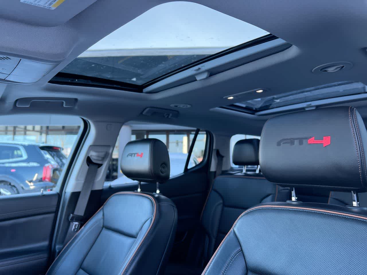 Thumbnail: 2023 GMC Acadia - 22