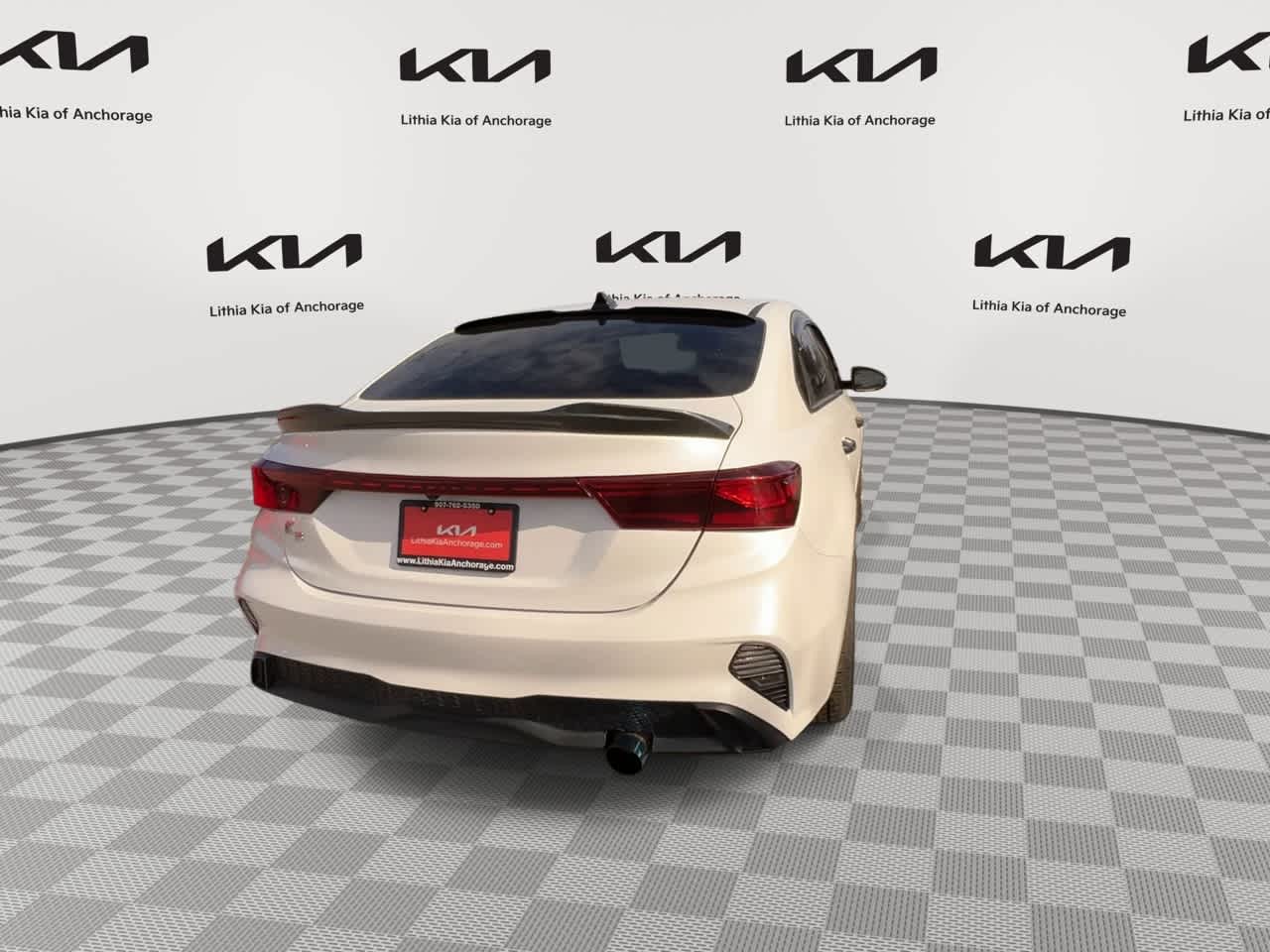 Thumbnail: 2024 Kia Forte - 8