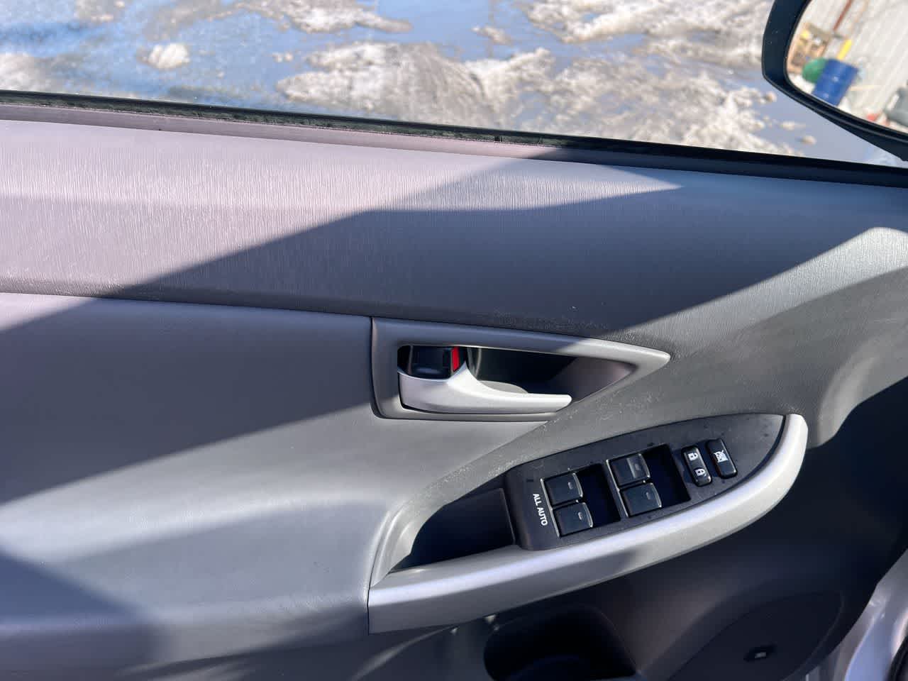 Thumbnail: 2010 Toyota Prius - 13