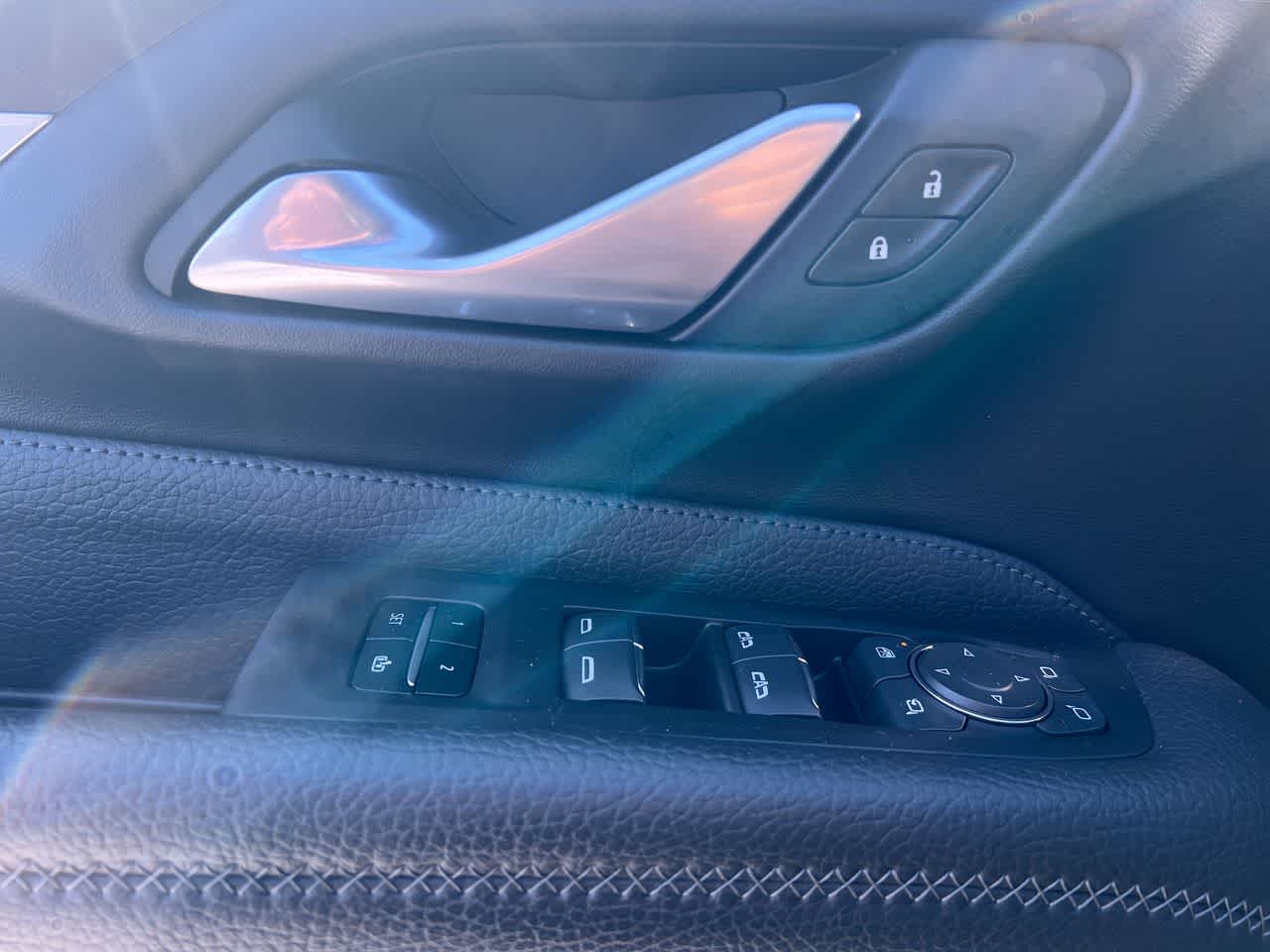 Thumbnail: 2022 GMC Yukon XL - 13