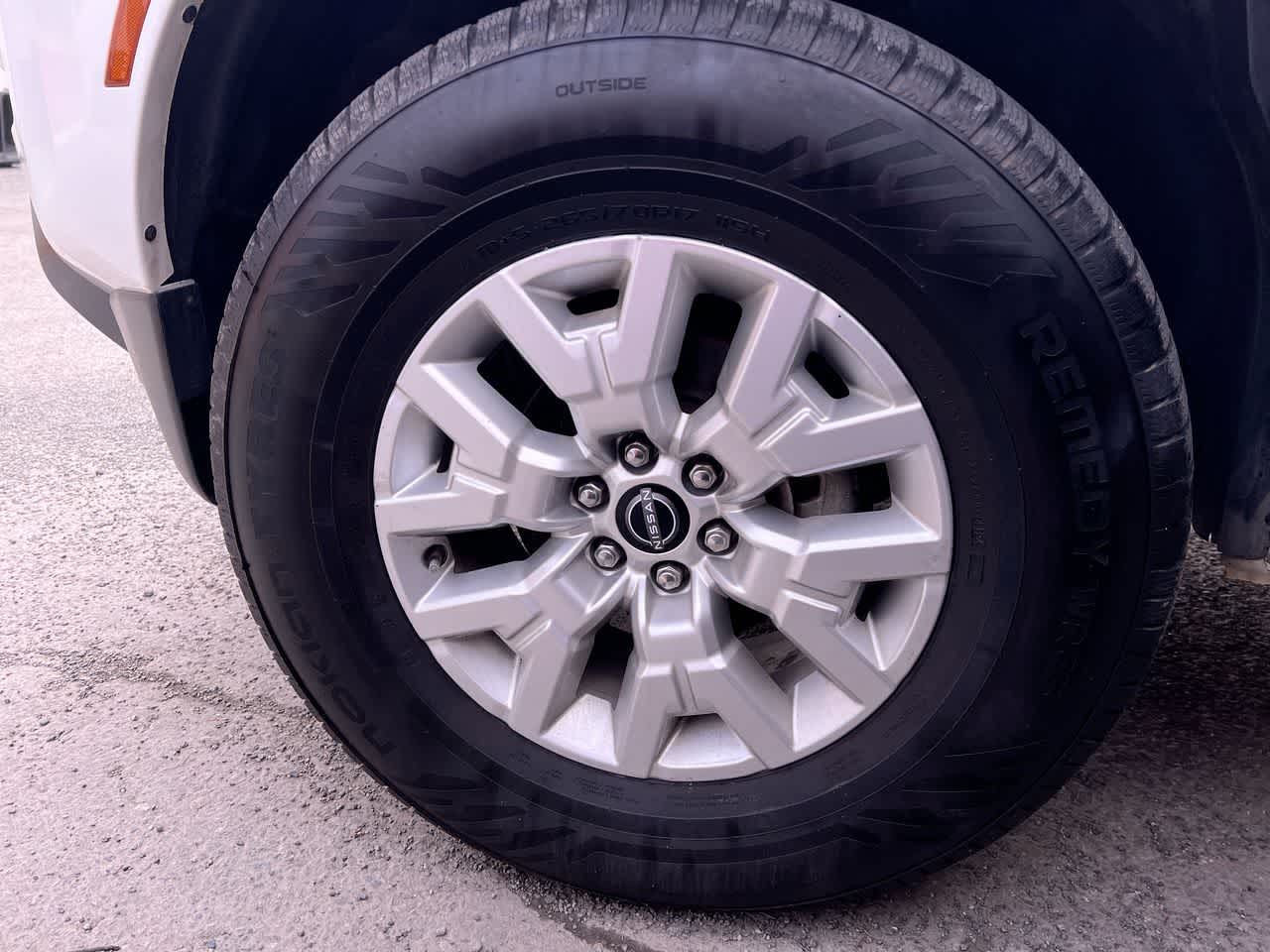 Thumbnail: 2024 Nissan Frontier - 10