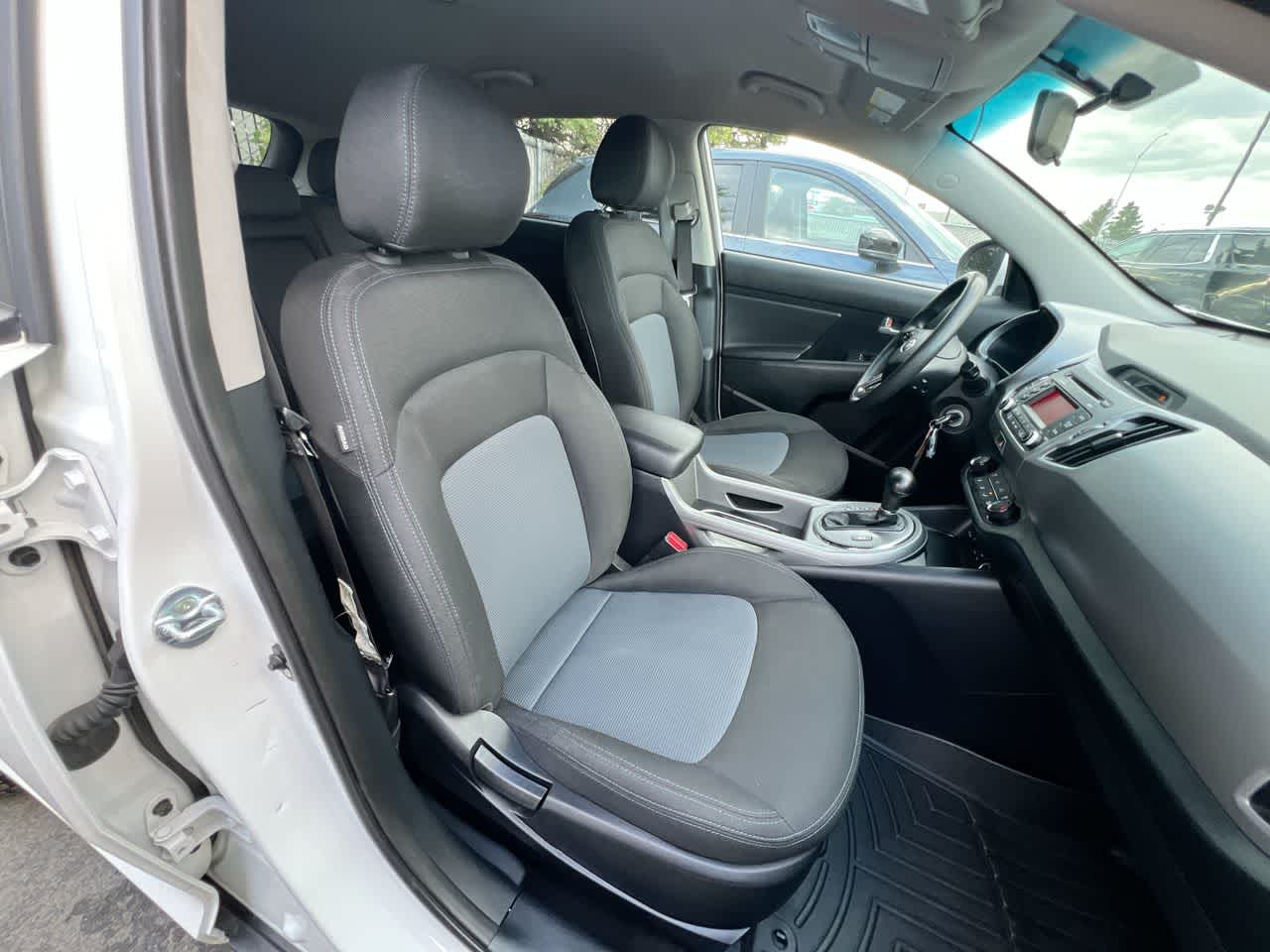 Thumbnail: 2016 Kia Sportage - 28