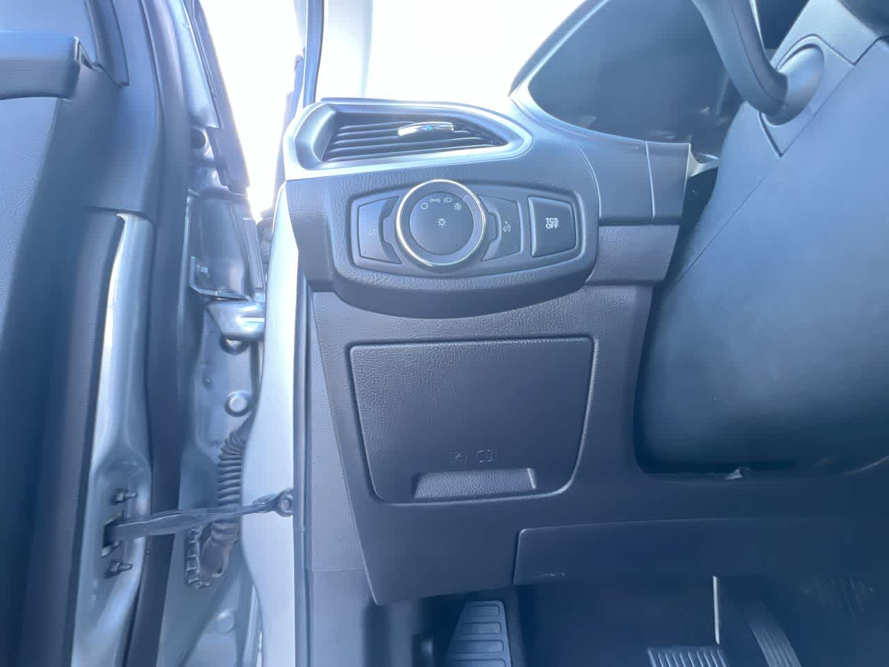 Thumbnail: 2023 Ford Edge - 18