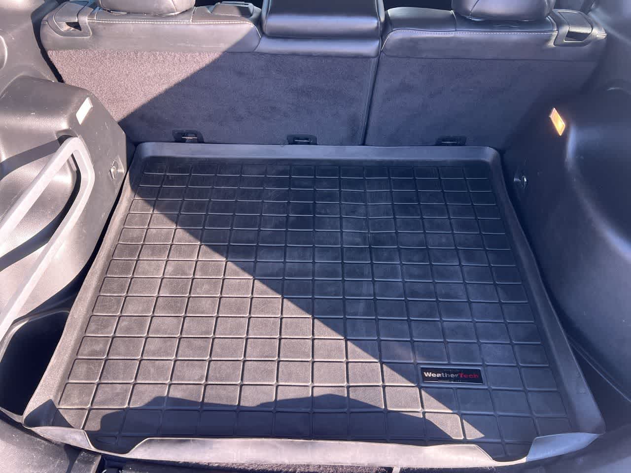 Thumbnail: 2015 Jeep Cherokee - 25