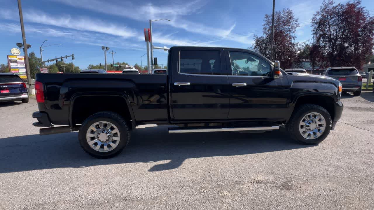 Thumbnail: 2018 GMC Sierra 2500 - 9