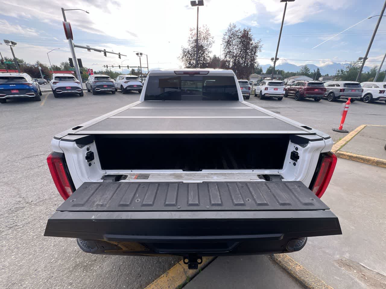 Thumbnail: 2024 GMC Sierra 1500 - 25