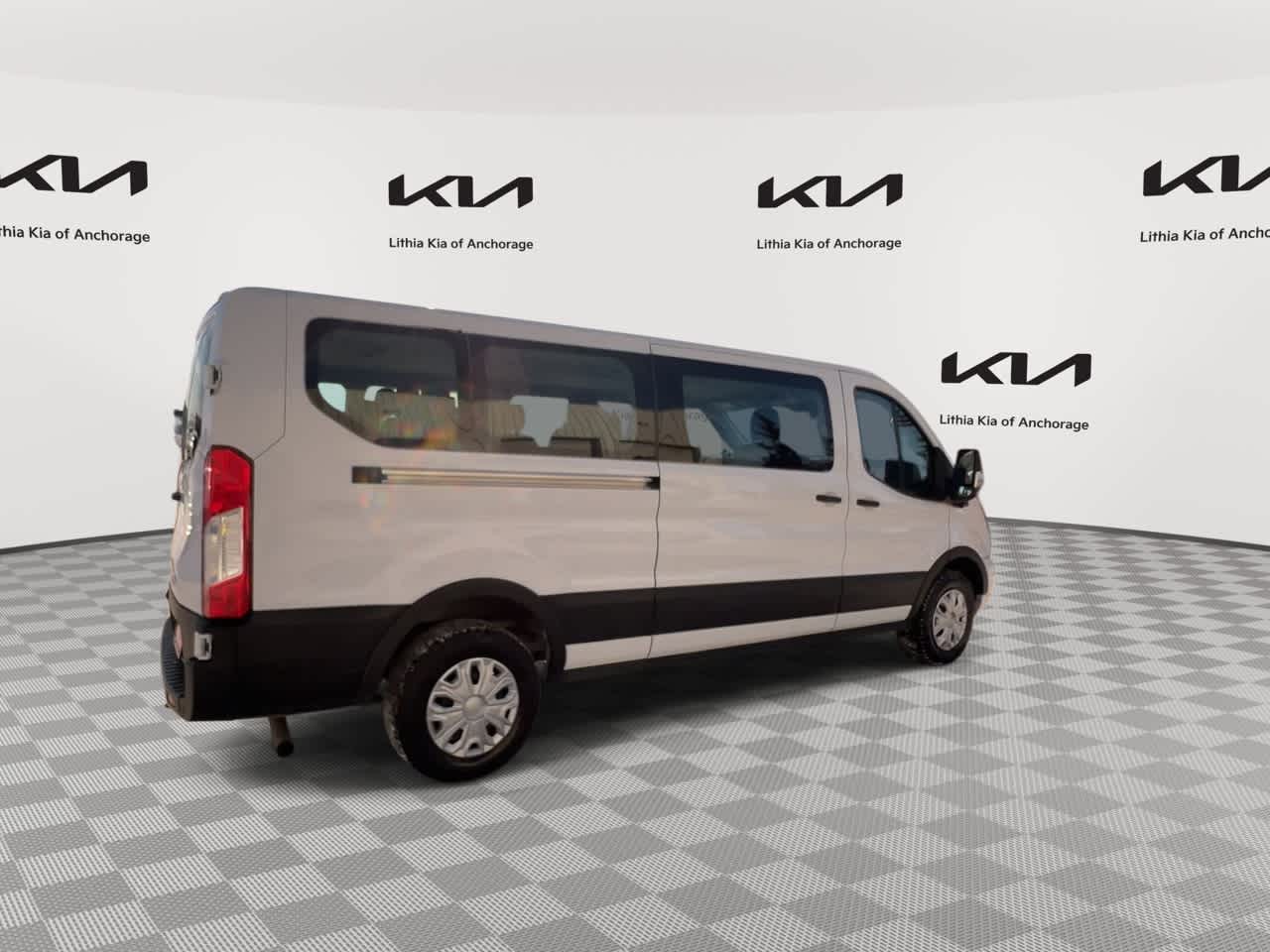 Thumbnail: 2023 Ford Econoline - 8