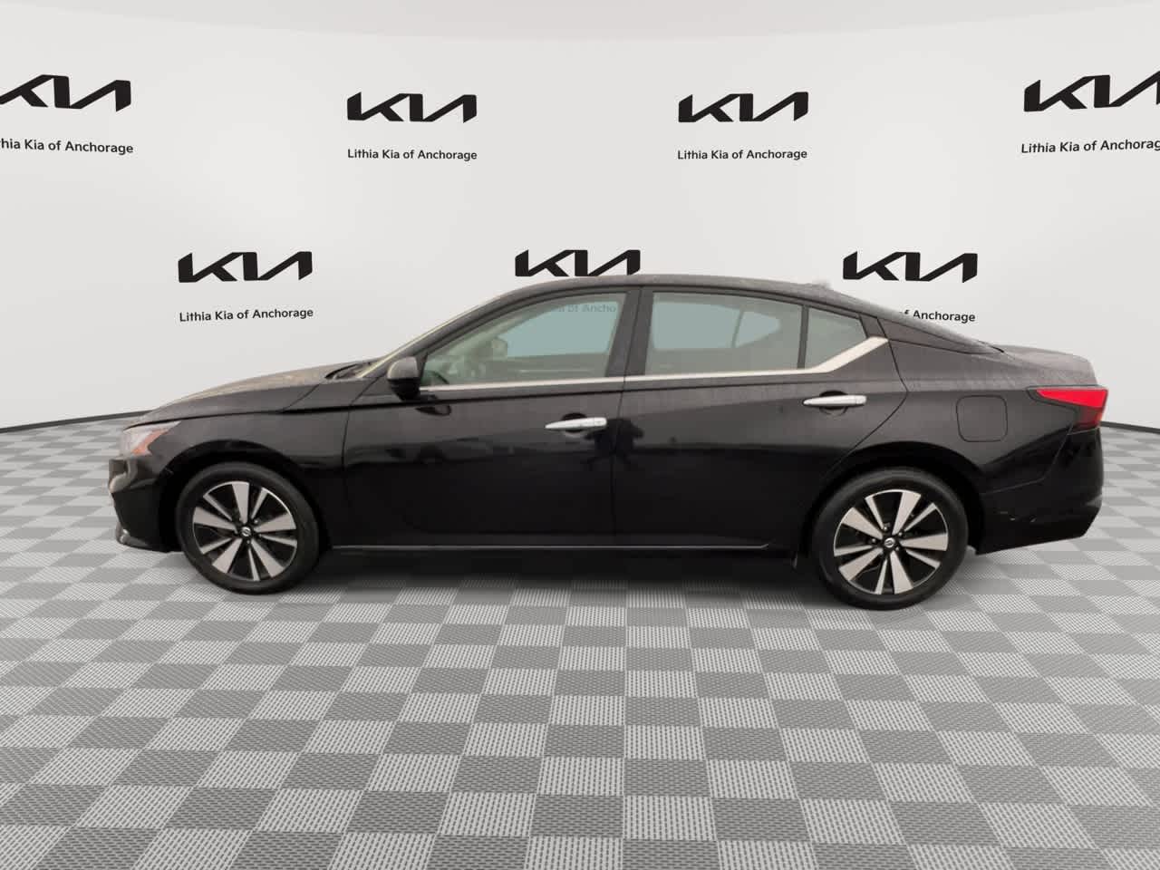 Thumbnail: 2021 Nissan Altima - 6