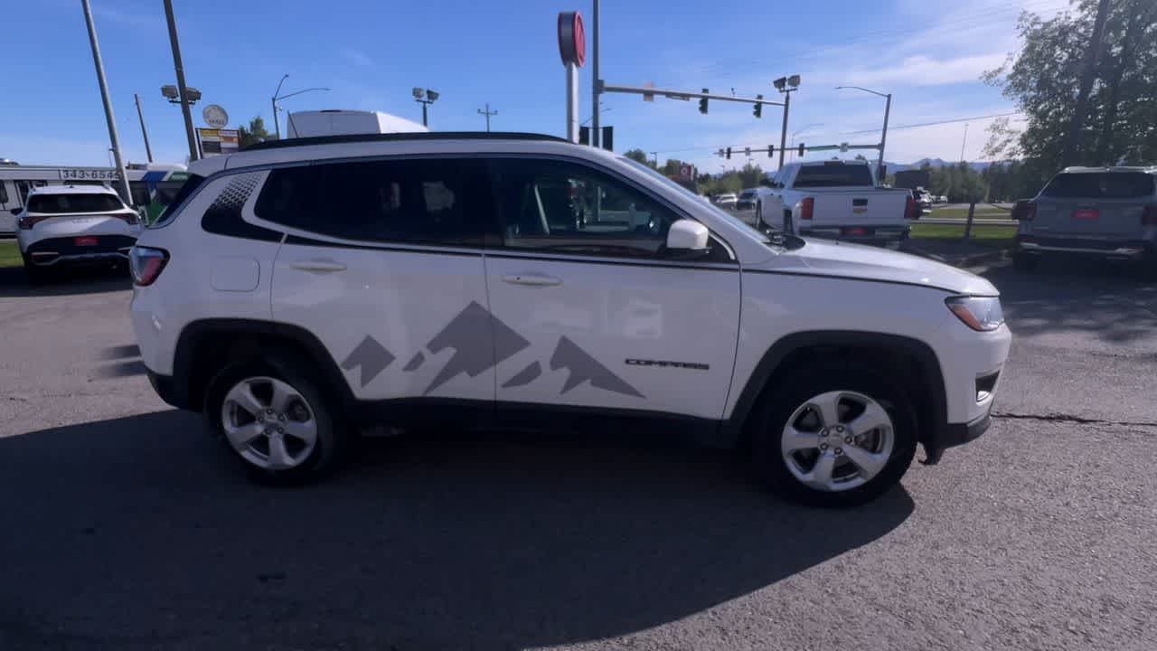 Thumbnail: 2019 Jeep Compass - 9