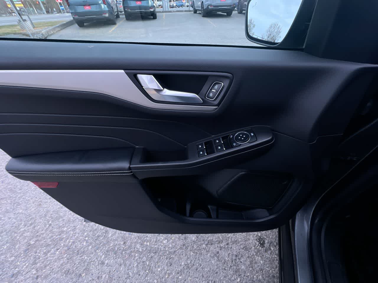 Thumbnail: 2021 Ford Escape - 13