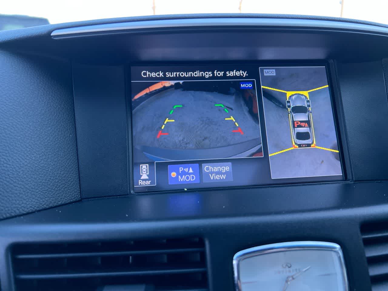 Thumbnail: 2019 INFINITI Q70 - 17