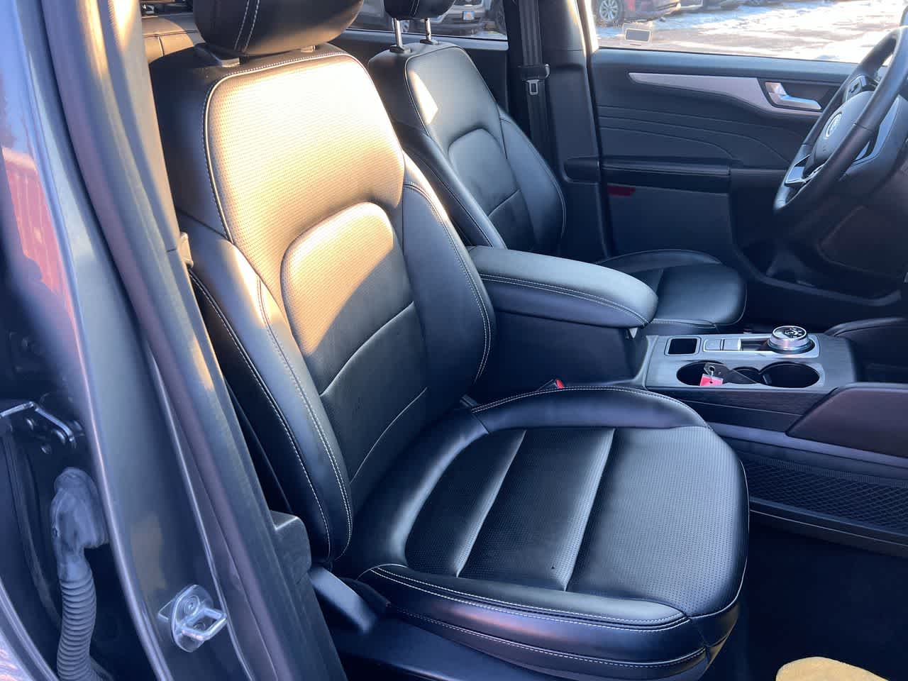 Thumbnail: 2023 Ford Escape - 28