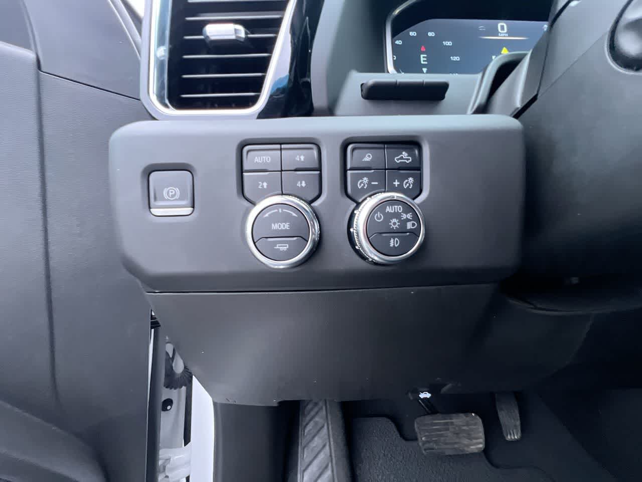 Thumbnail: 2023 GMC Sierra 1500 - 18