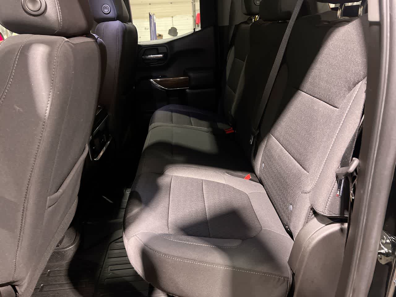 Thumbnail: 2021 GMC Sierra 1500 - 23