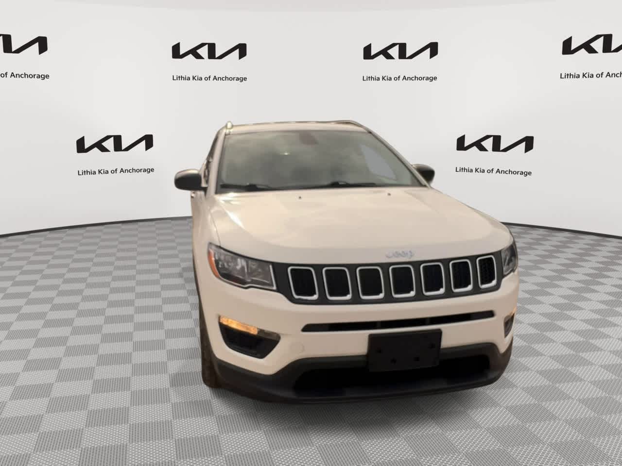Thumbnail: 2019 Jeep Compass - 4