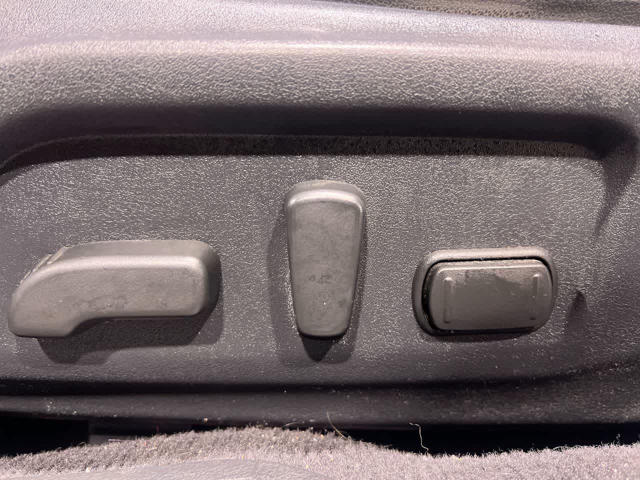 Thumbnail: 2016 Subaru Legacy - 12