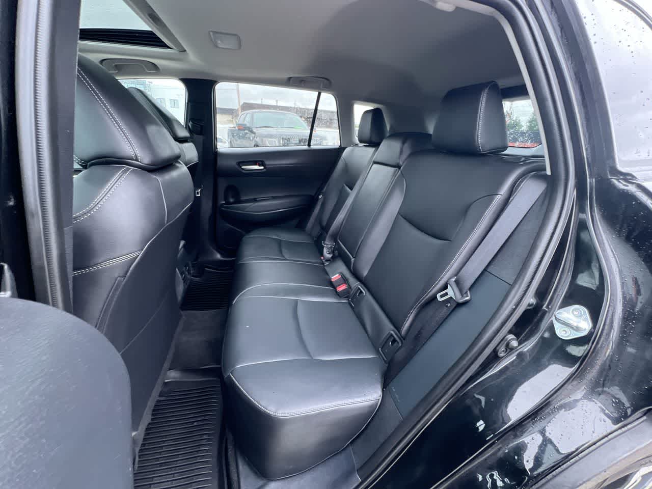 2023 Toyota Corolla Cross XLE 23