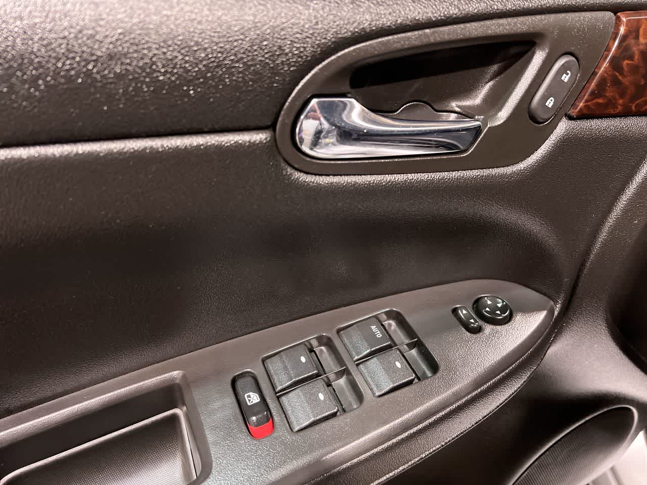 Thumbnail: 2016 Chevrolet Impala - 13