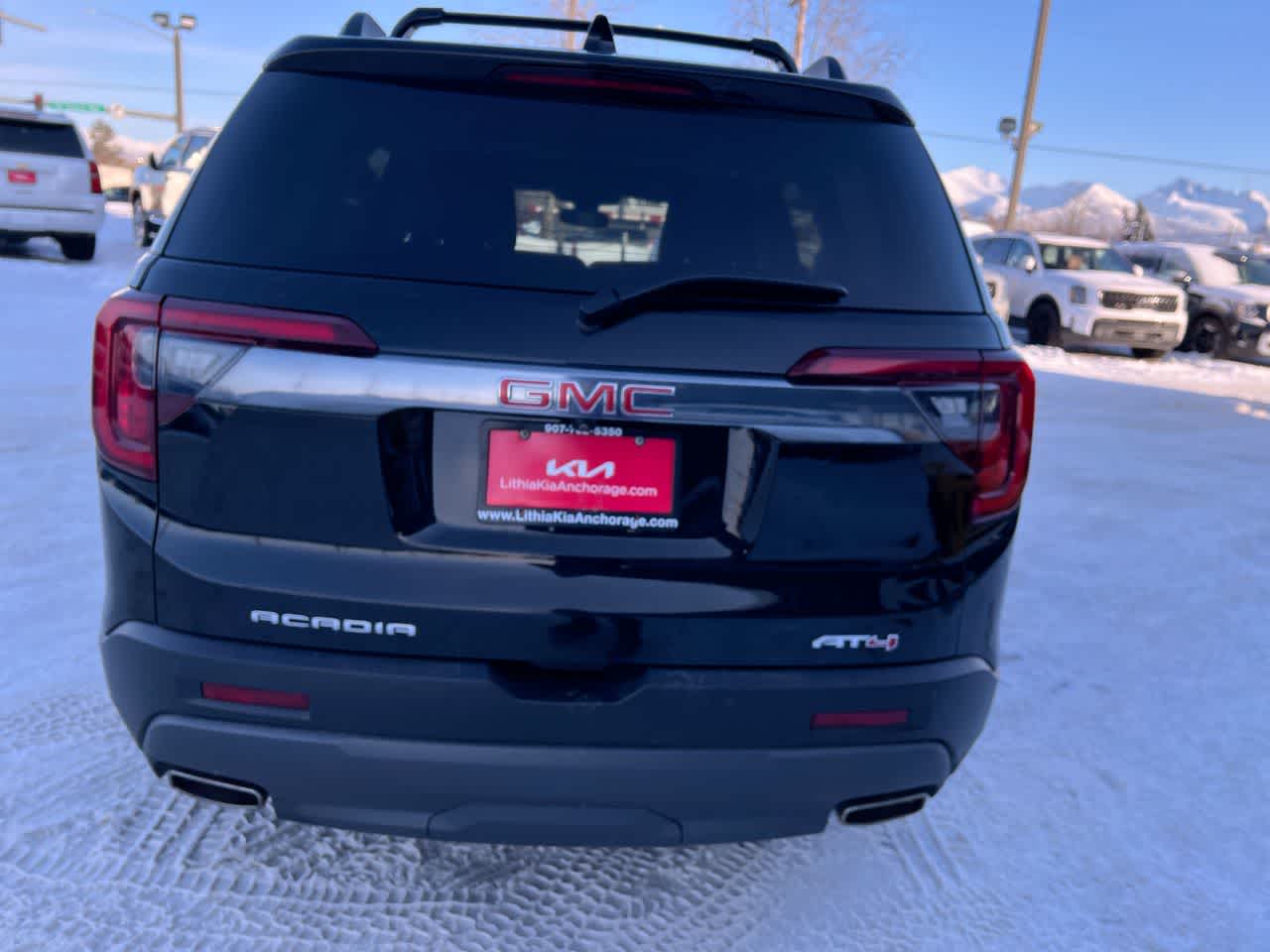 Thumbnail: 2023 GMC Acadia - 27