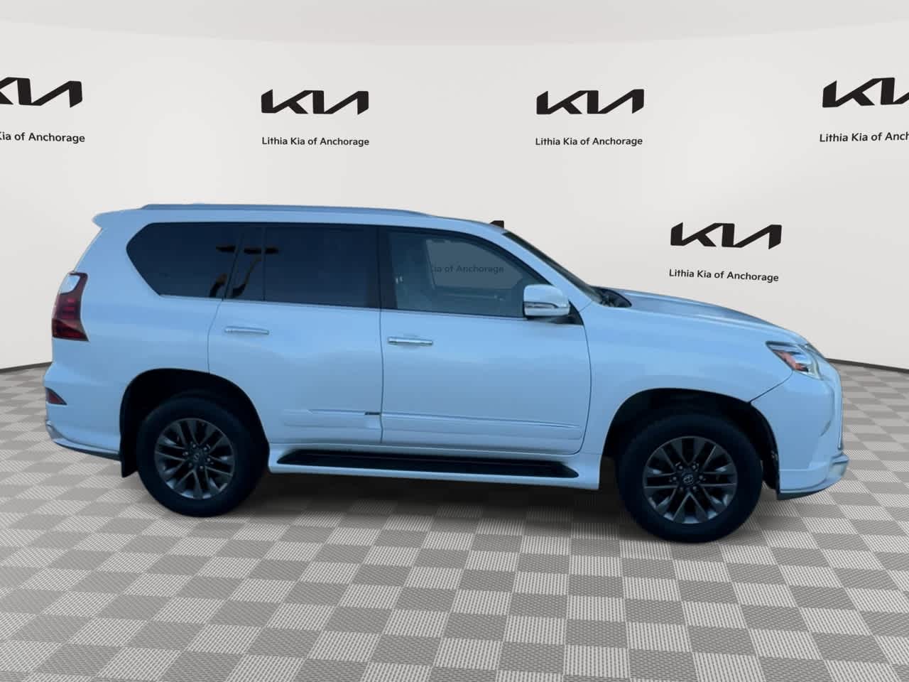 Thumbnail: 2019 Lexus GX - 9