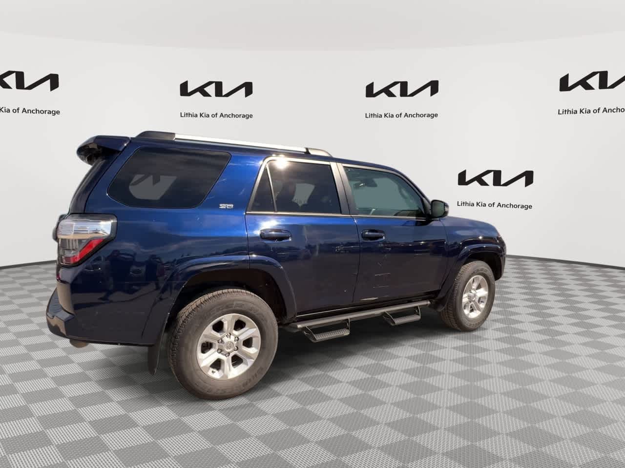 Thumbnail: 2022 Toyota 4Runner - 9